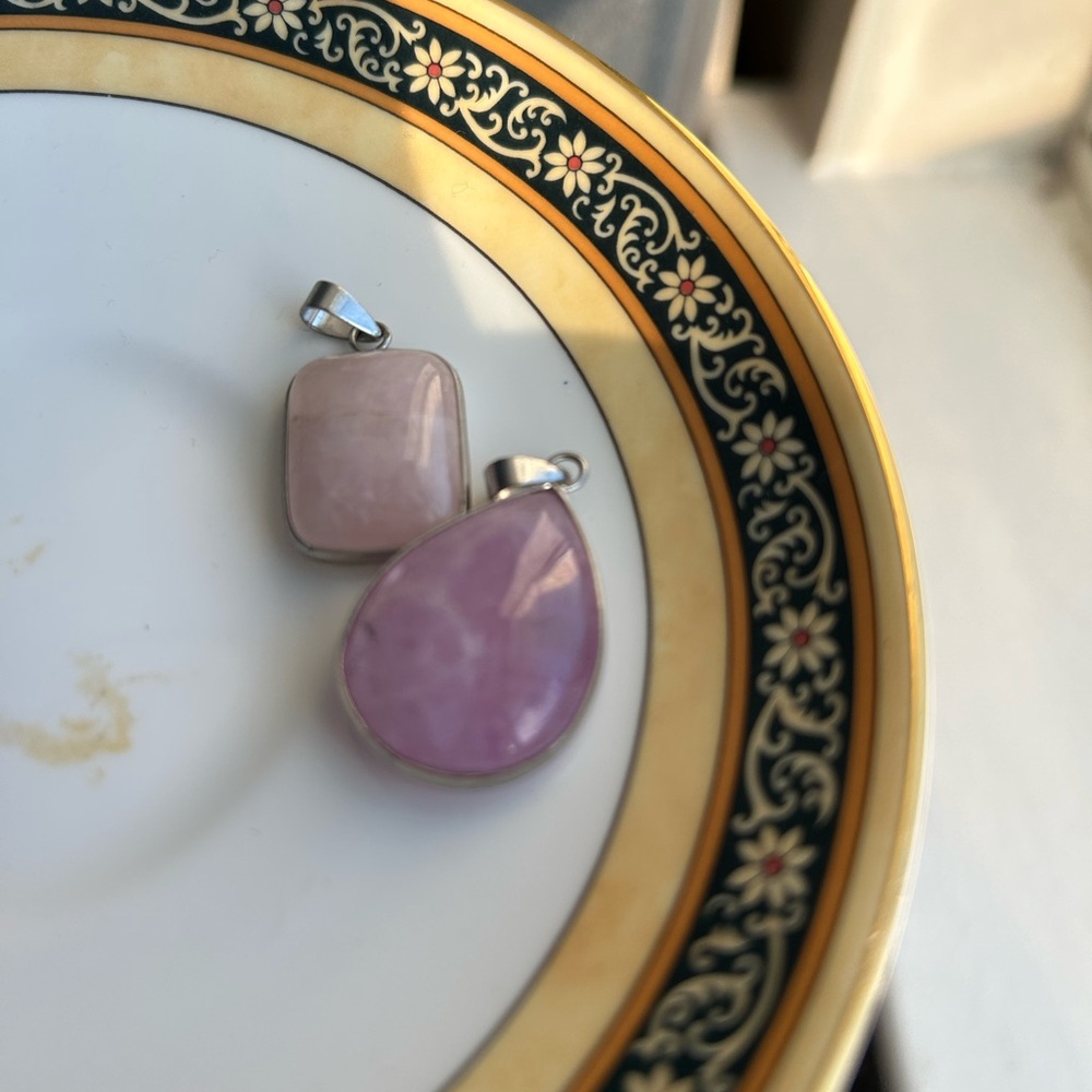 Elegant Pink rose quartz and Kunzite pendants